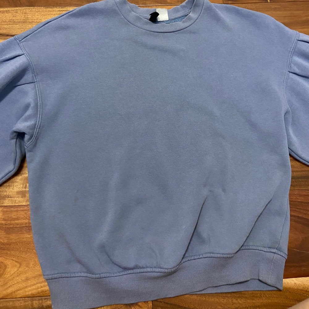 H&M flared sleeve crewneck